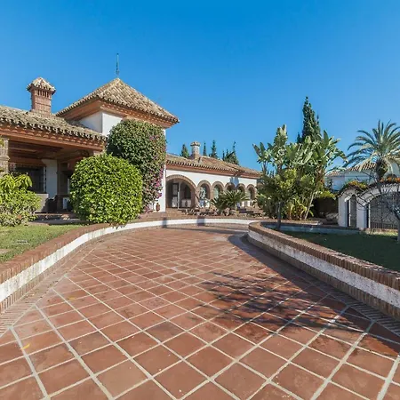 Authentic Andalucia Willa Marbella